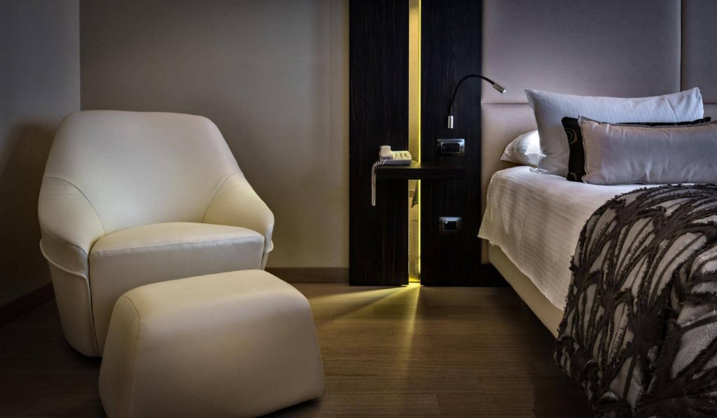 Фото Hotel The Square Milano Duomo