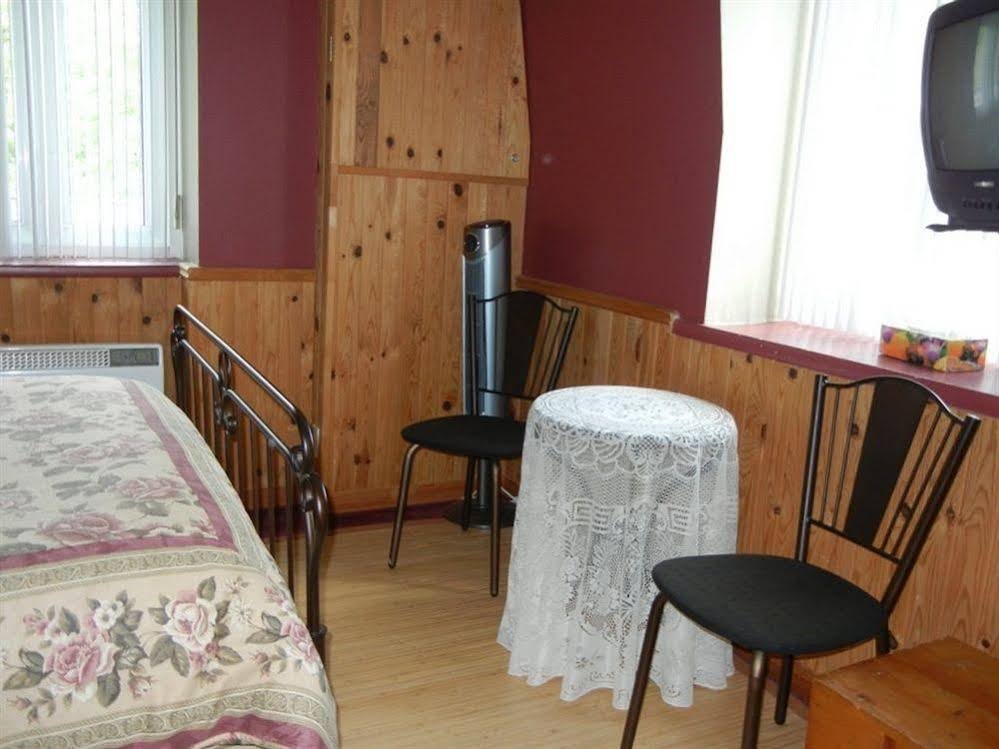 Фото Auberge Du Sault-A-La-Puce