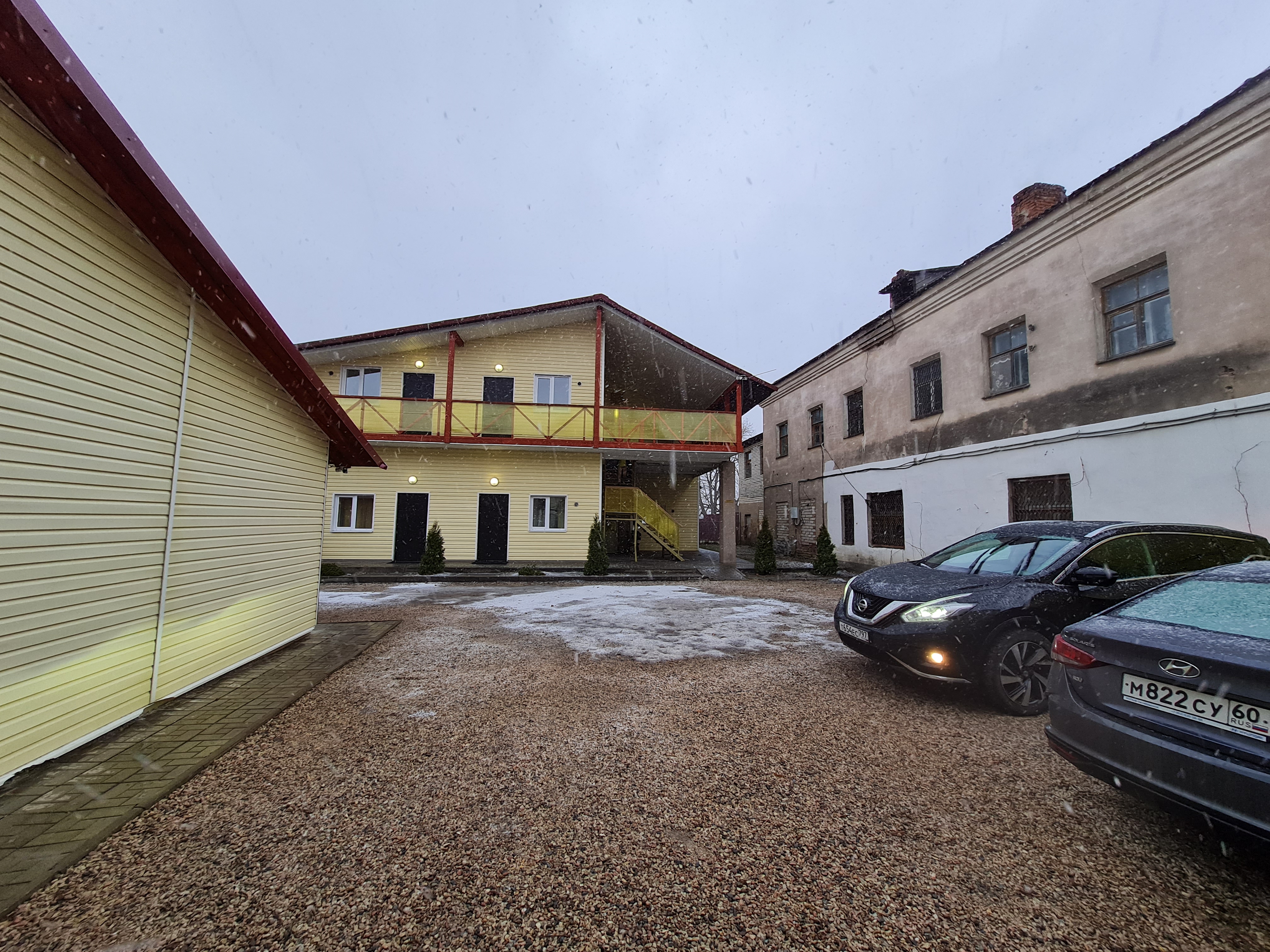 Фото отеля 1