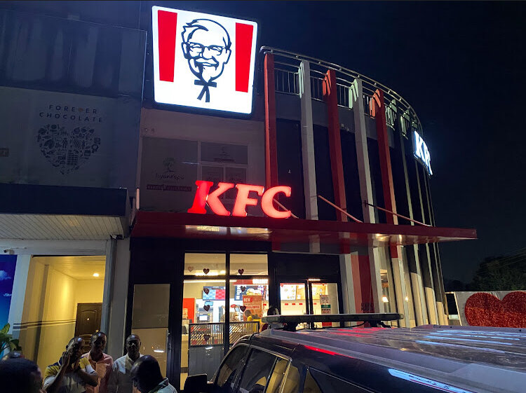Fast food KFC Ahodwo, Kumasi, photo