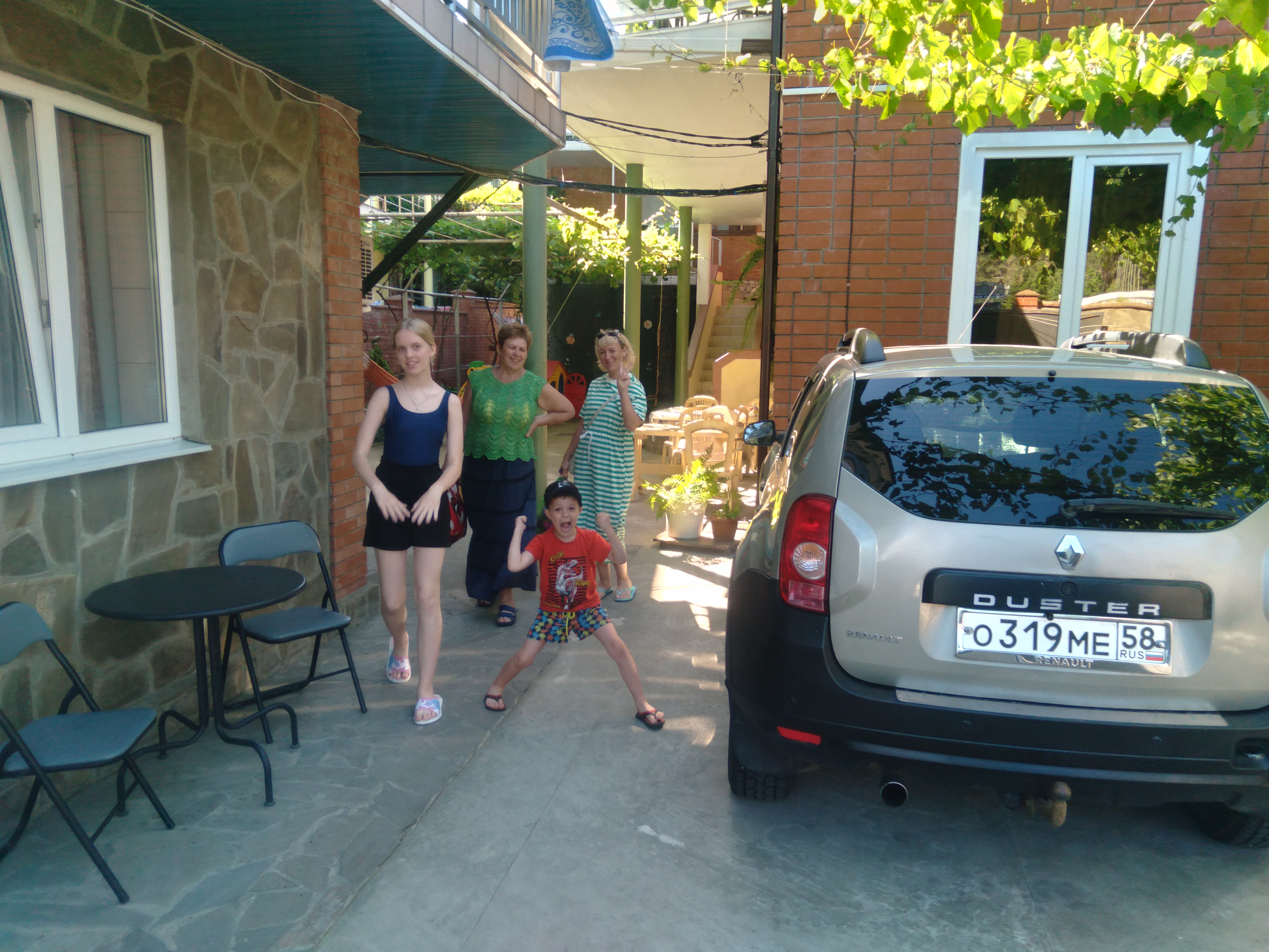 Фото отеля 1