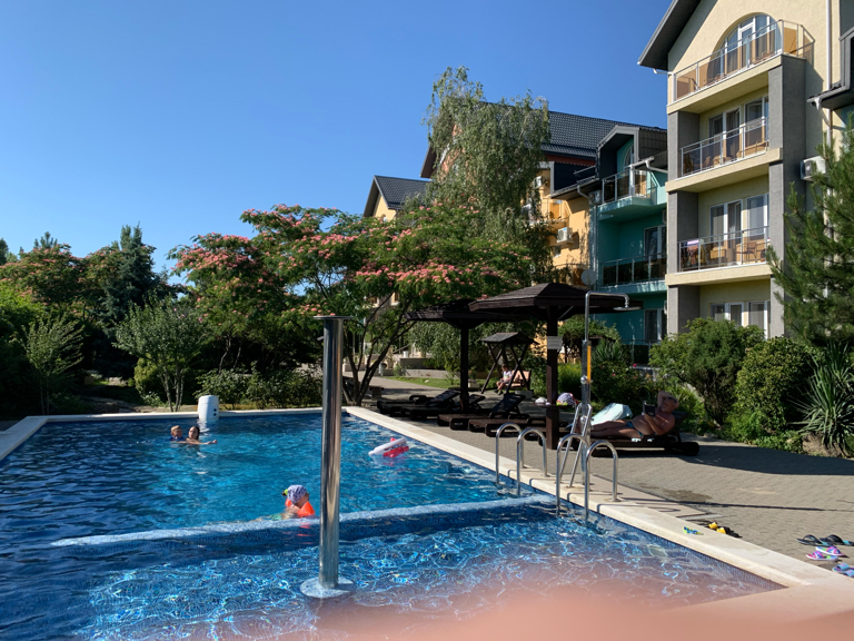 Фото Пансионат Анапа-Лазурная