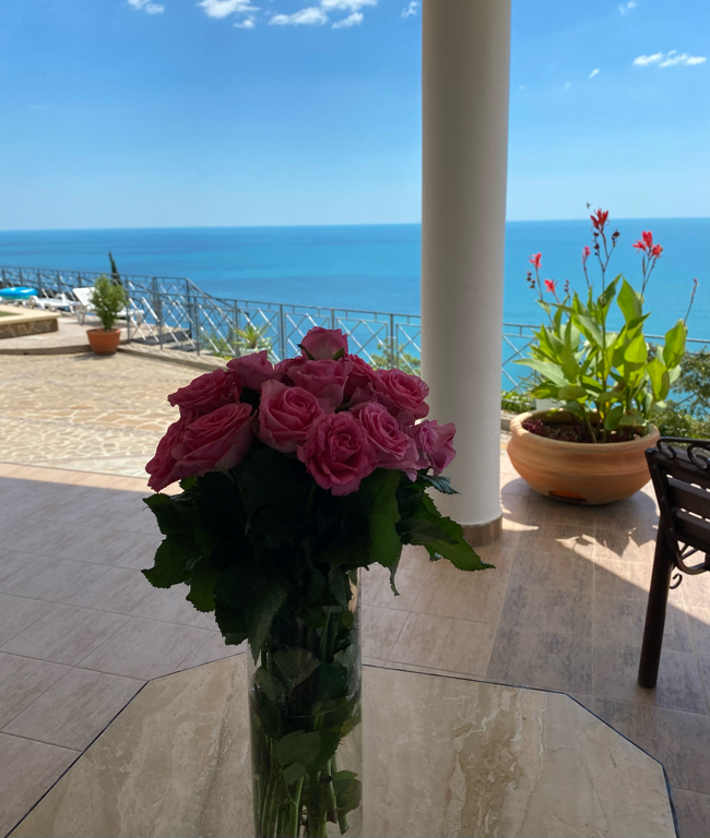 Фото Солнечный