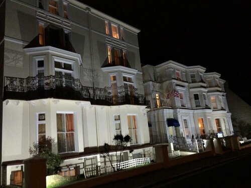 Гостиница The Carlton Hotel в Фолкстоне
