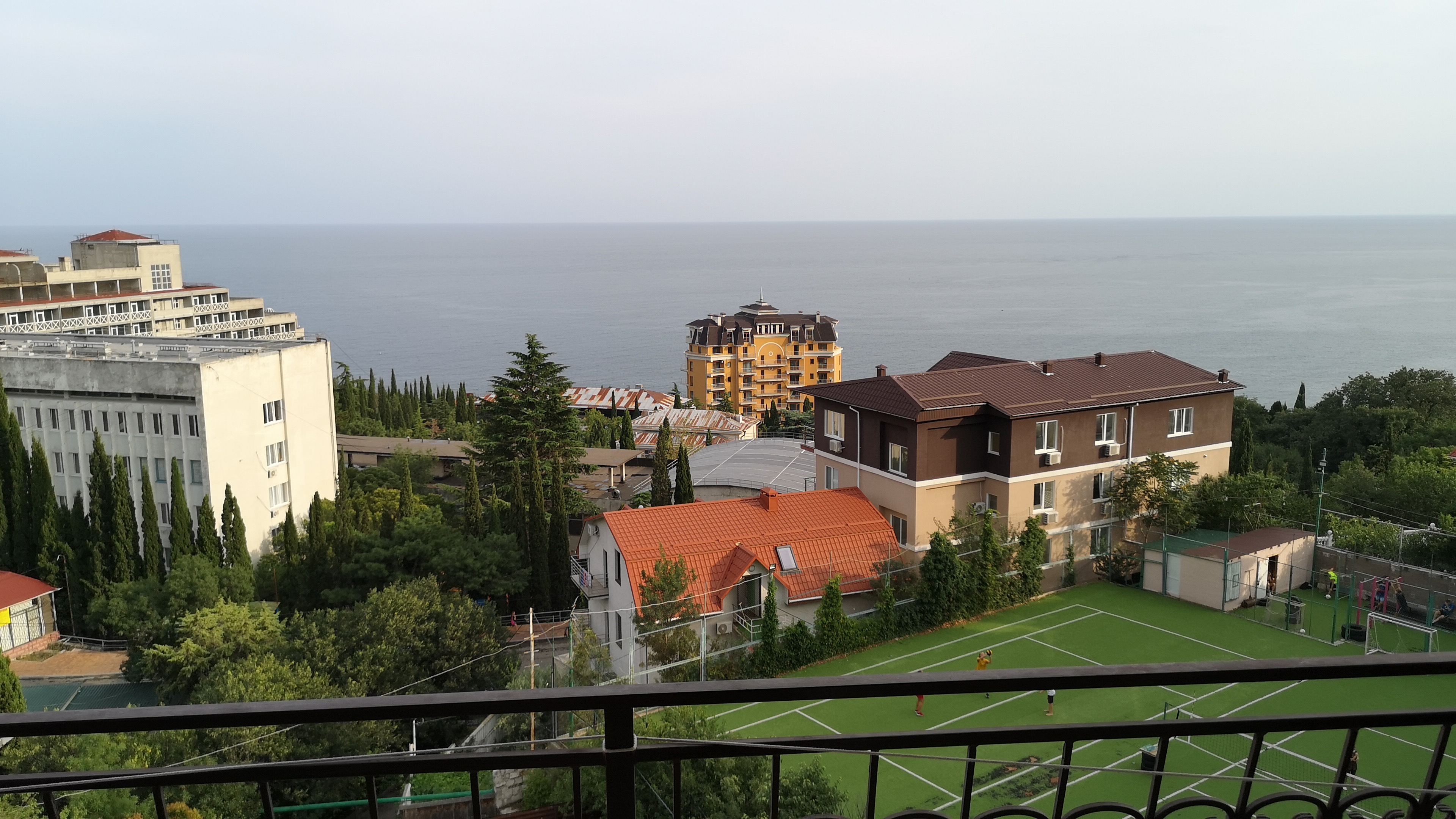 Фото отеля 2