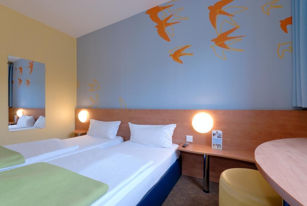 Фото B&b Hotel Bochum-Herne