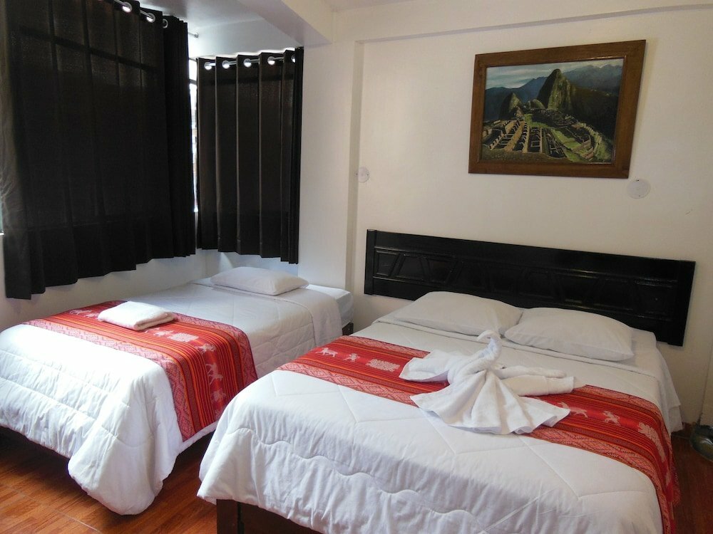 Hostel Illapa Machupicchu Hostal, Lima, photo