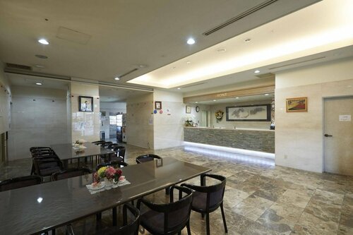 Гостиница Hotel Crown Hills Toyohashi в Тоёхаси
