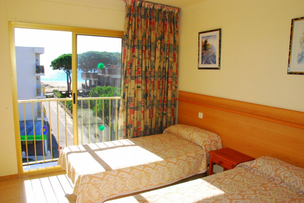 Фото Pins Marina Apartamentos