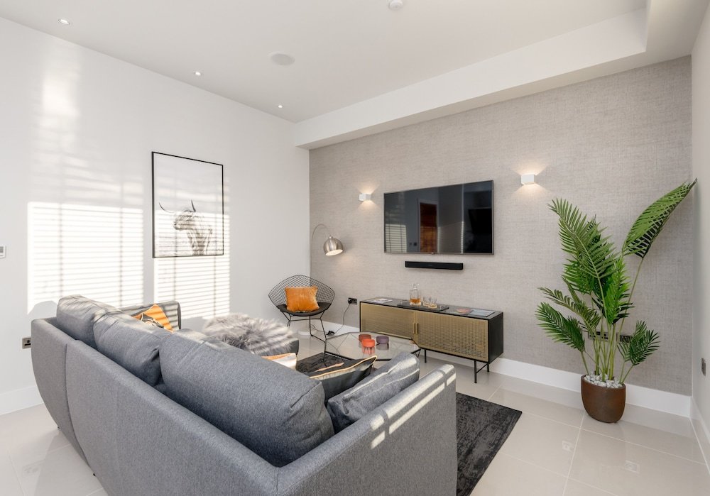 Фото Silver Lining - Penthouse with parking