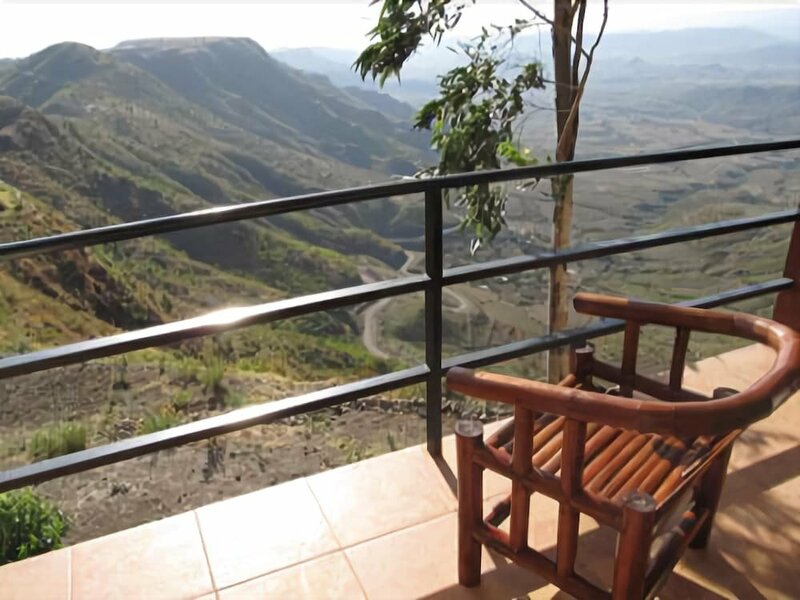 Гостиница Cliff Edge Hotel - Lalibela