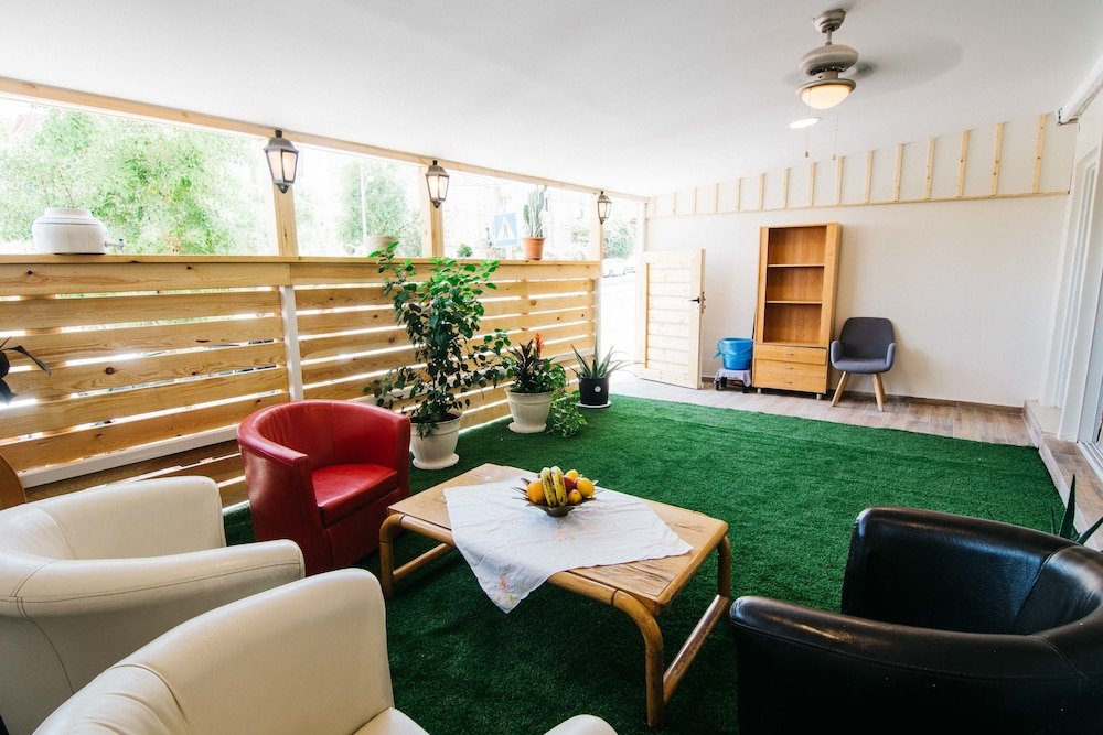 Фото Marianne Garden Apartment