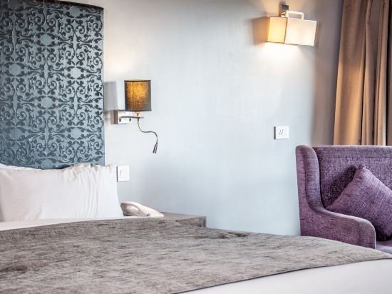 Фото Ahdoos Hotel