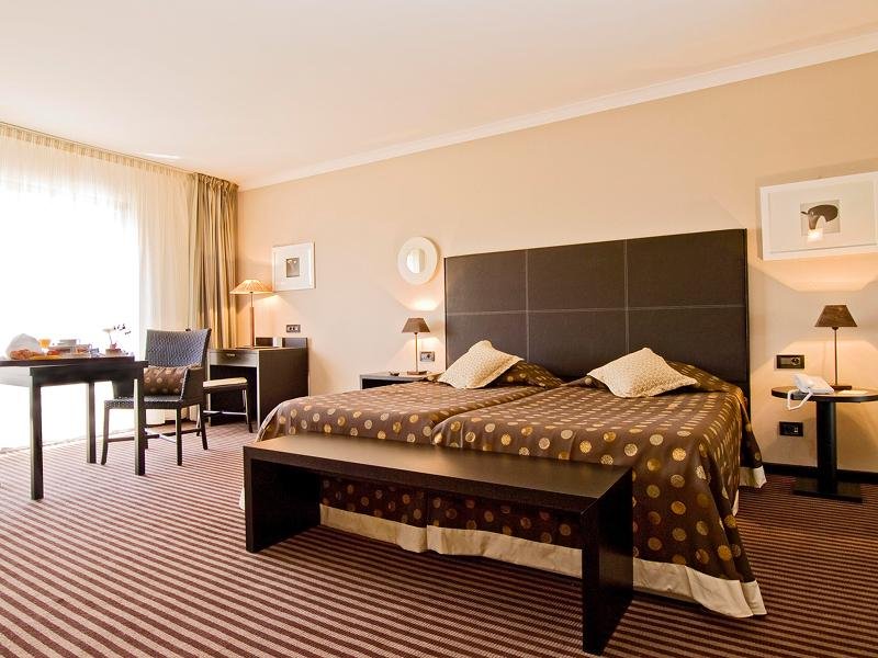 Фото Hotel Juliana Cannes