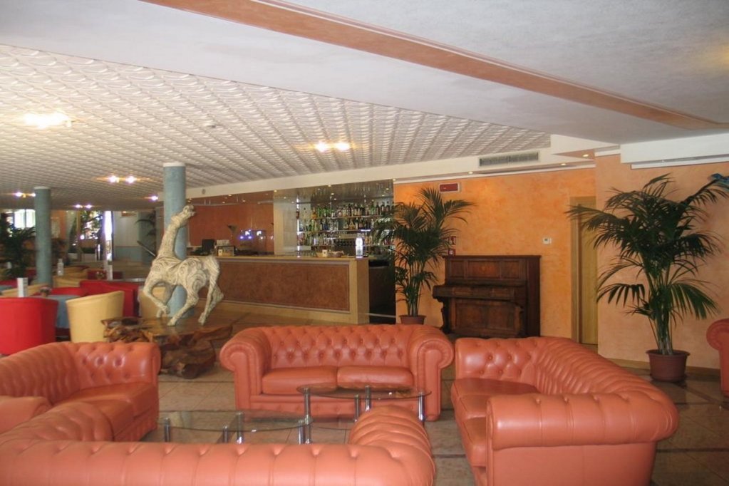 Фото Hotel Garda Bellevue