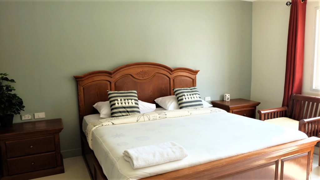 Фото Wong Amat House