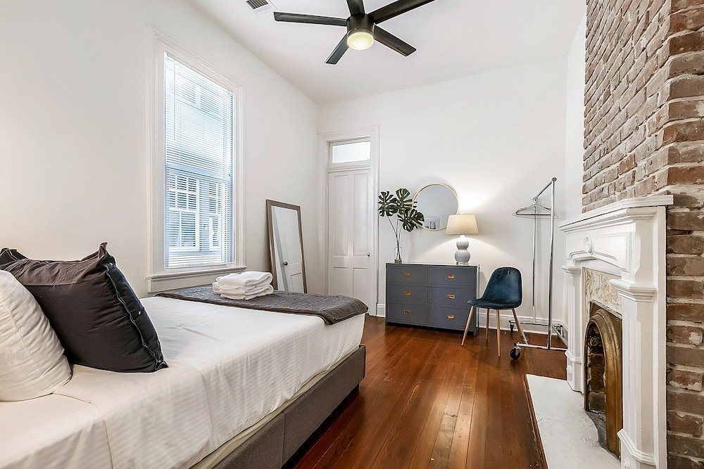 Фото Newly Renovated 2br in Uptown Nola