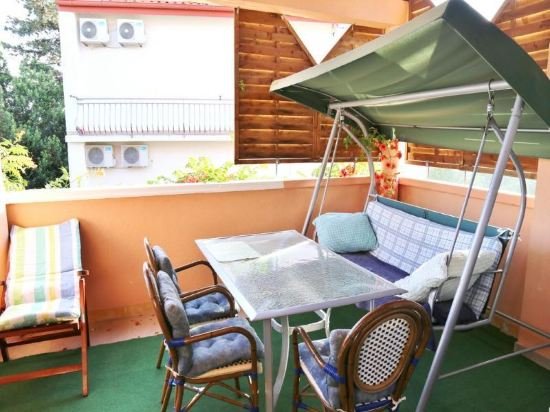 Фото Apartments Ljiljana