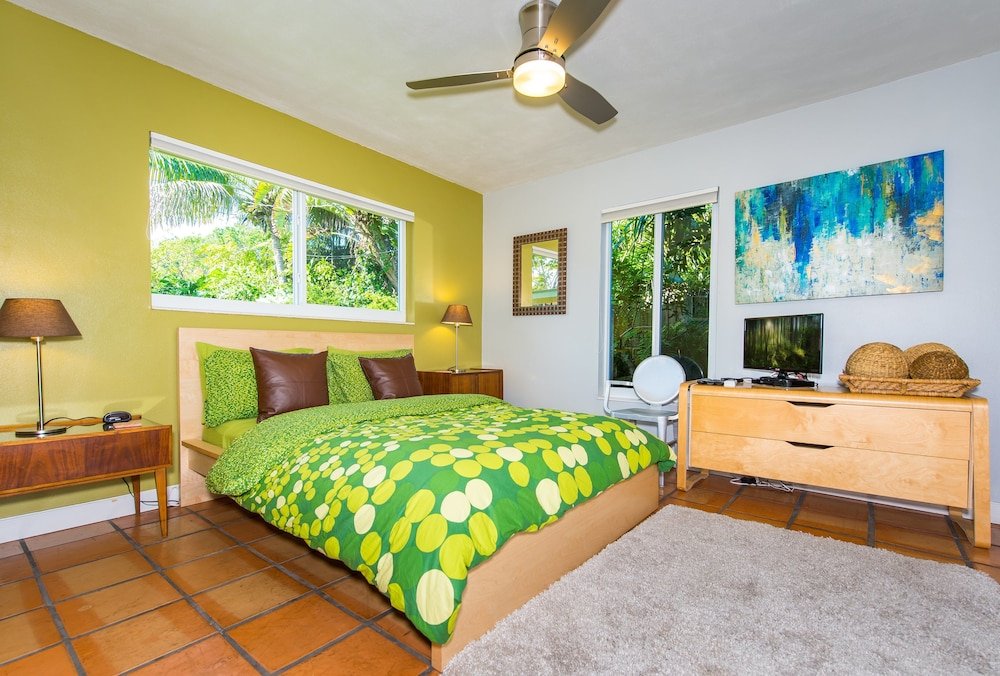 Фото Lush Oasis Home - 2 Br home by RedAwning