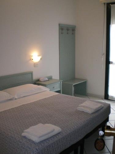 Фото Hotel Oasis