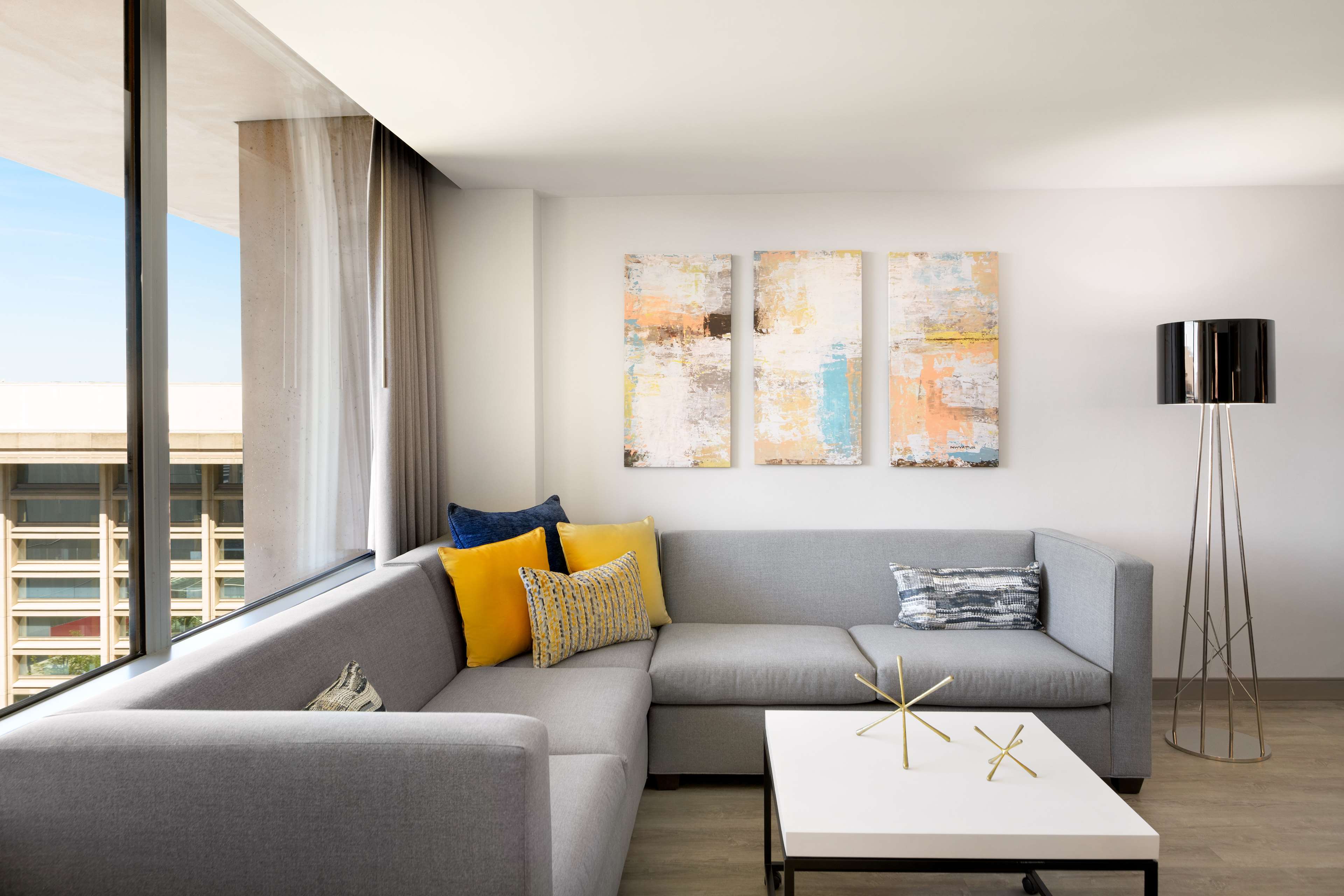 Фото Hilton Washington DC National Mall The Wharf