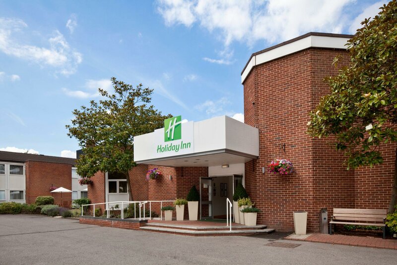 Гостиница Holiday Inn Basingstoke в Бейзингстоке