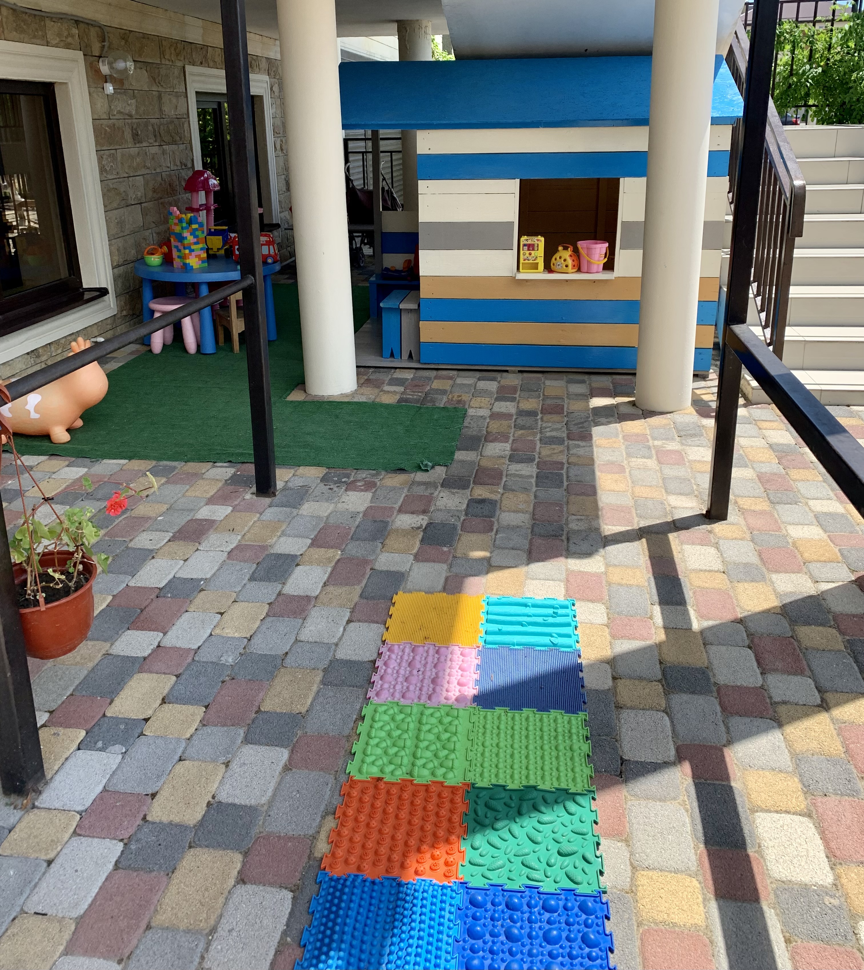 Фото Кассис