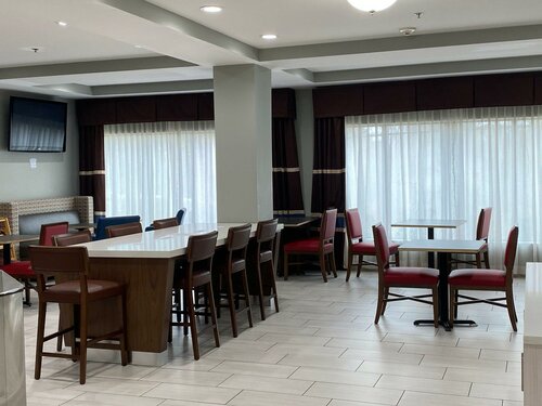 Гостиница Holiday Inn Express Hotel & Suites Hope Mills, an Ihg Hotel