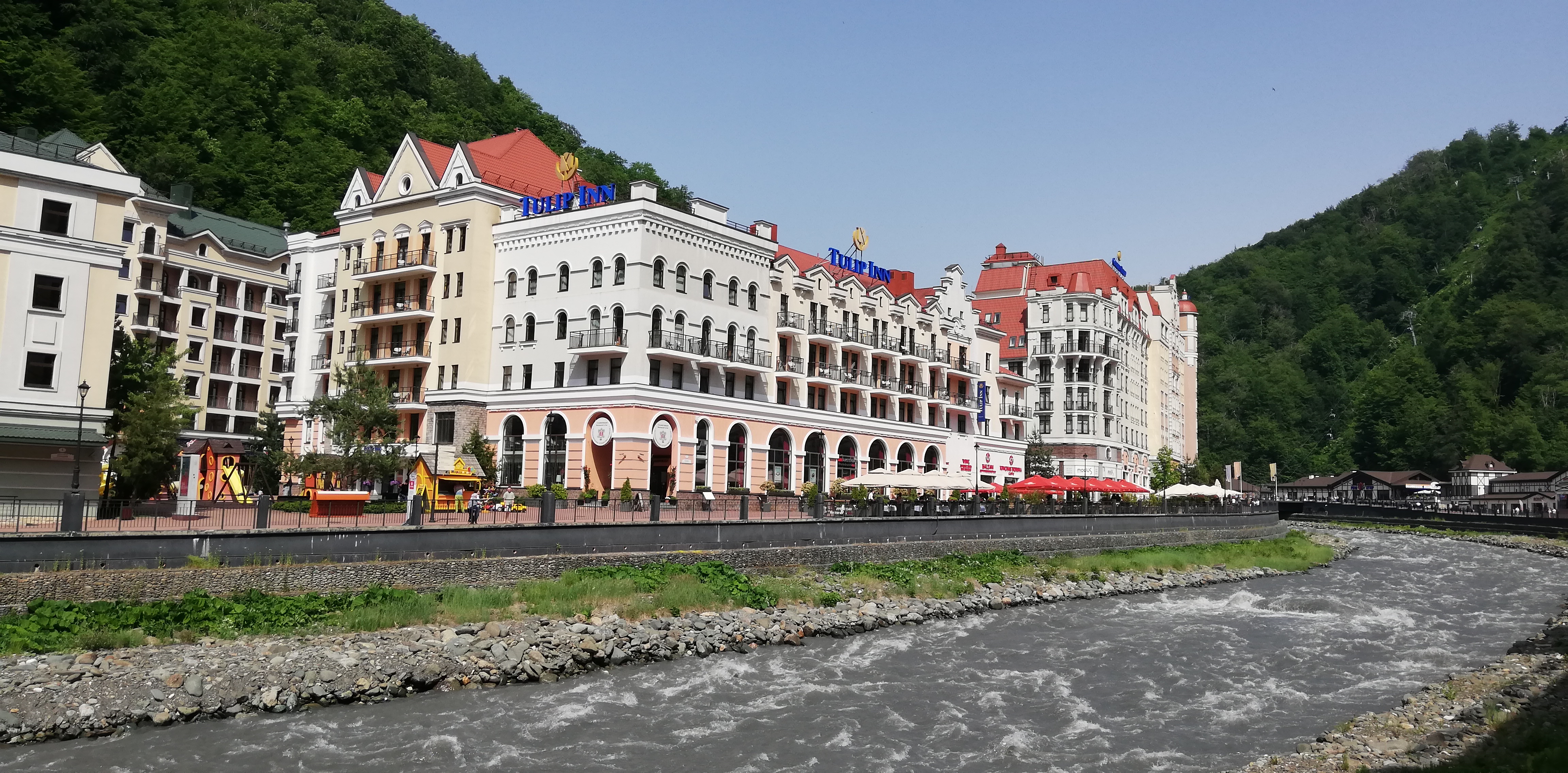 Фото отеля 1