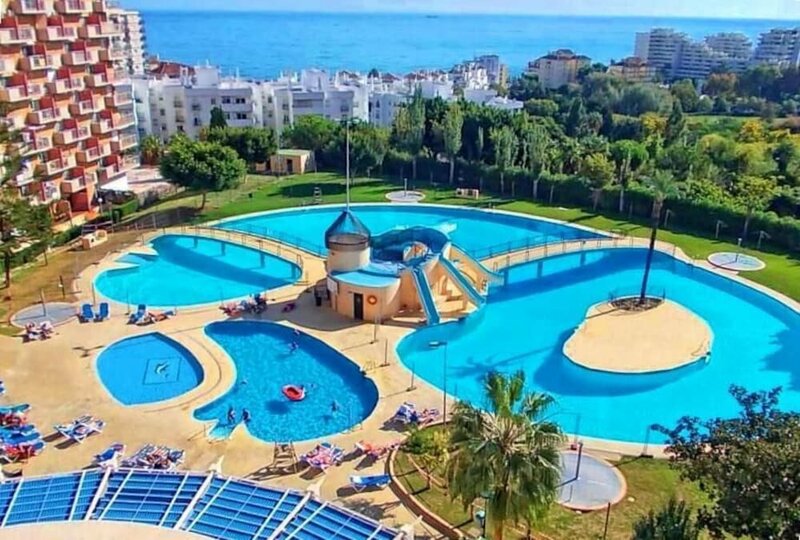 Гостиница Apartamentos Turísticos Sunny Beach в Торремолиносе