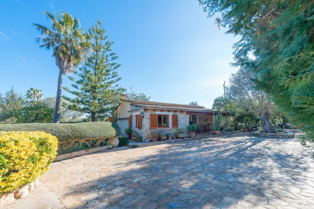 Фото Marina Can Borras