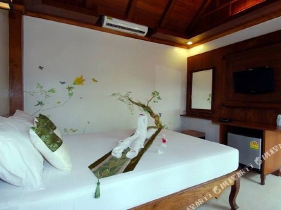 Фото Baan Pakgasri Hideaway