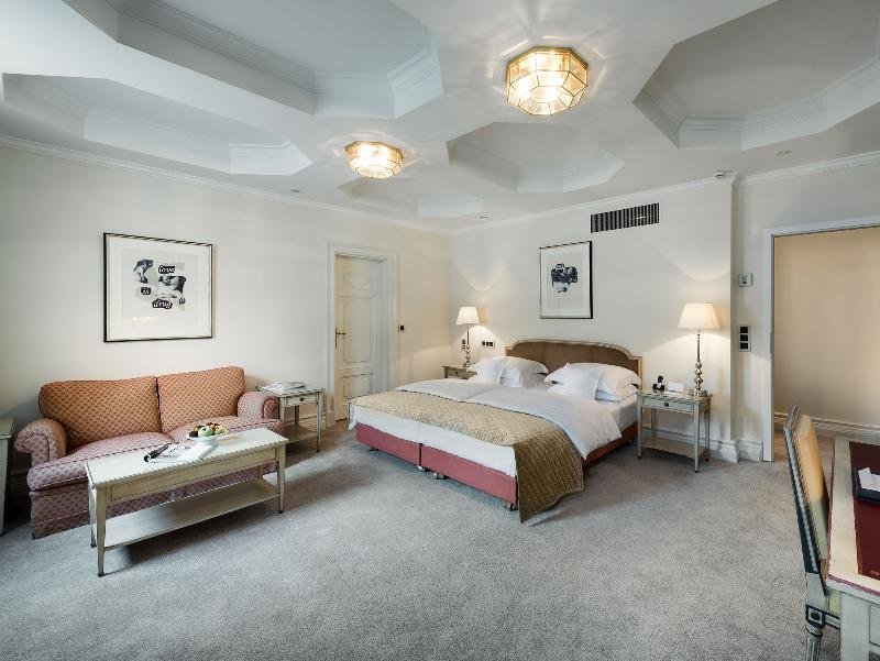 Фото Excelsior Hotel Ernst