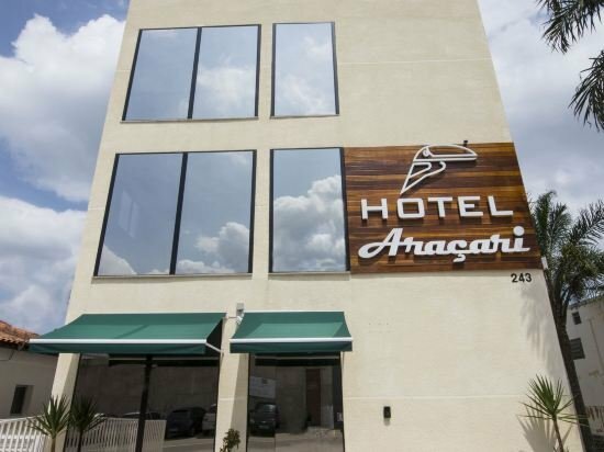 Гостиница Hotel Araçari