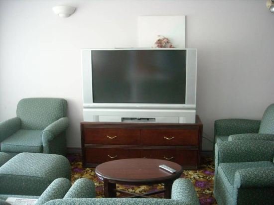 Фото Travelodge by Wyndham Rigaud