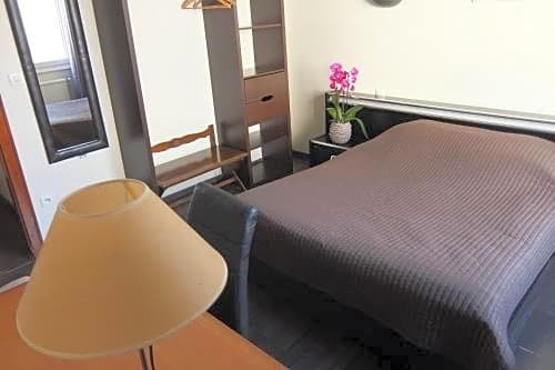 Фото Hôtel-Restaurant du Soleil Levant