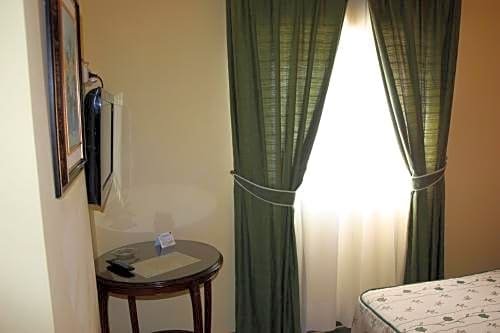 Фото Hotel Frijon