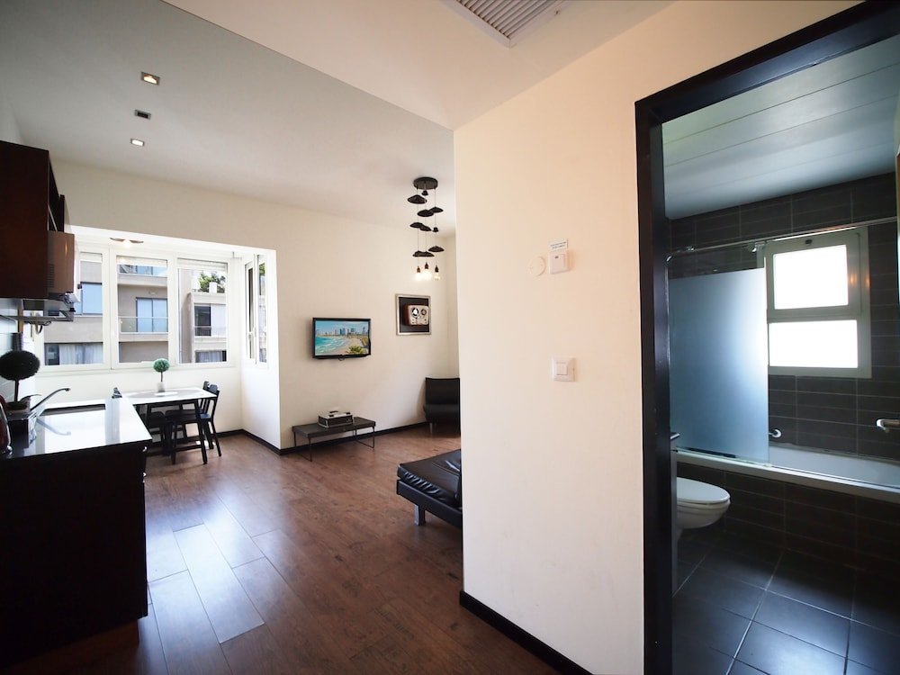 Фото Ben Yehuda Apartments