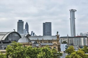 отель Garner Hotel Frankfurt