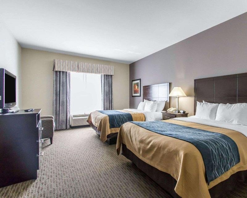 Фото Comfort Inn & Suites Oklahoma City West - I-40