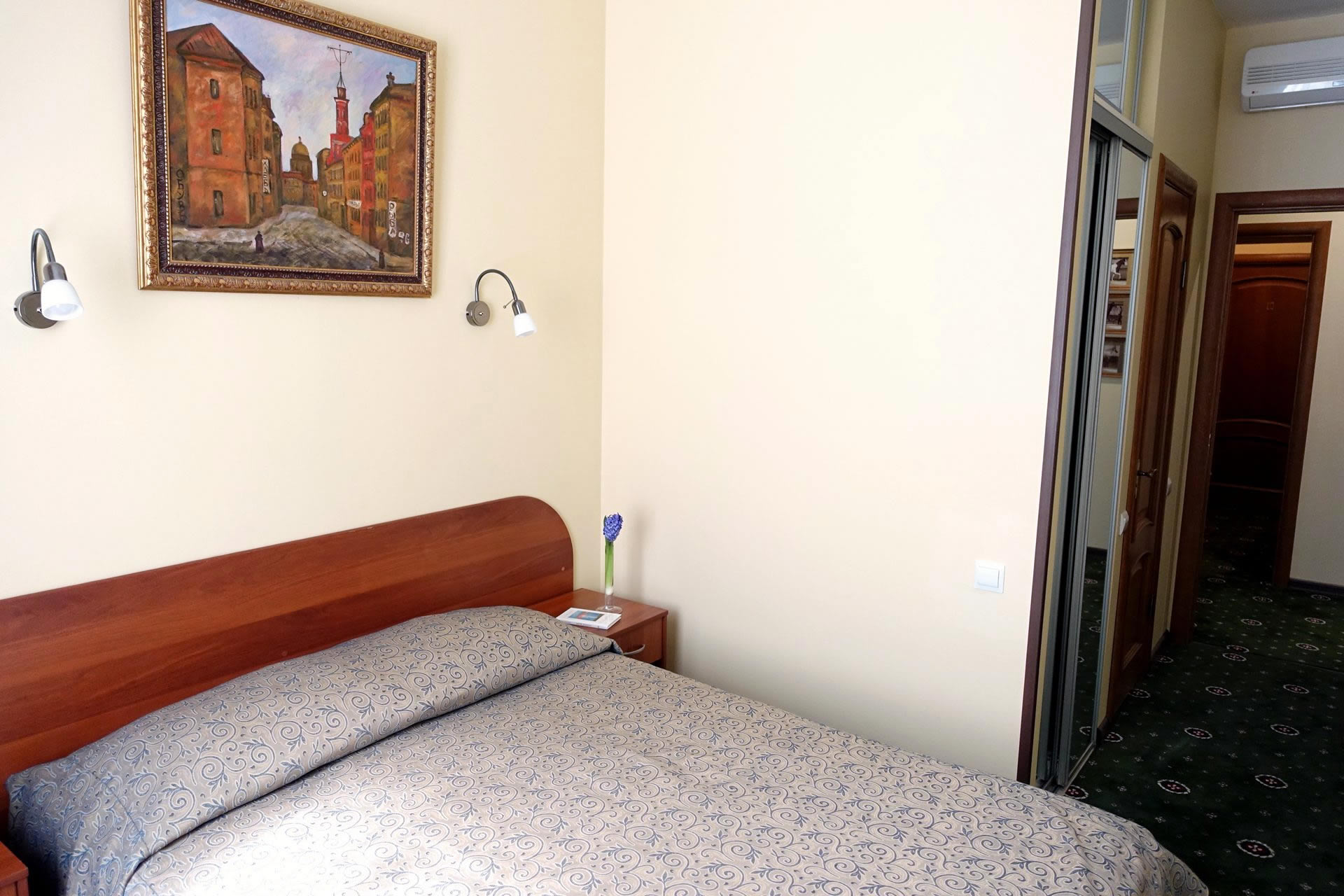 Фото Холстомер