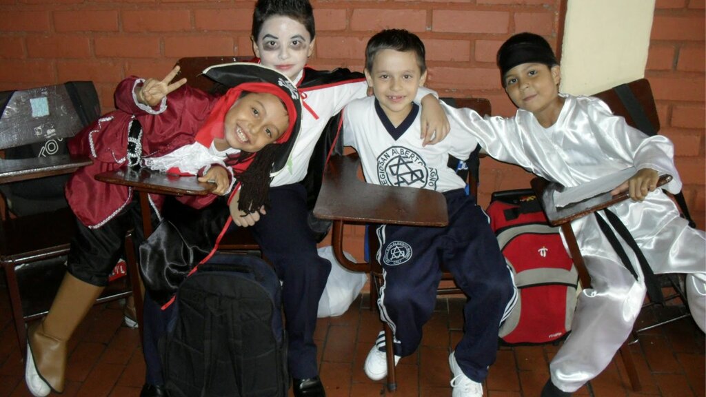 Private school San Alberto Magno College, Cali, photo