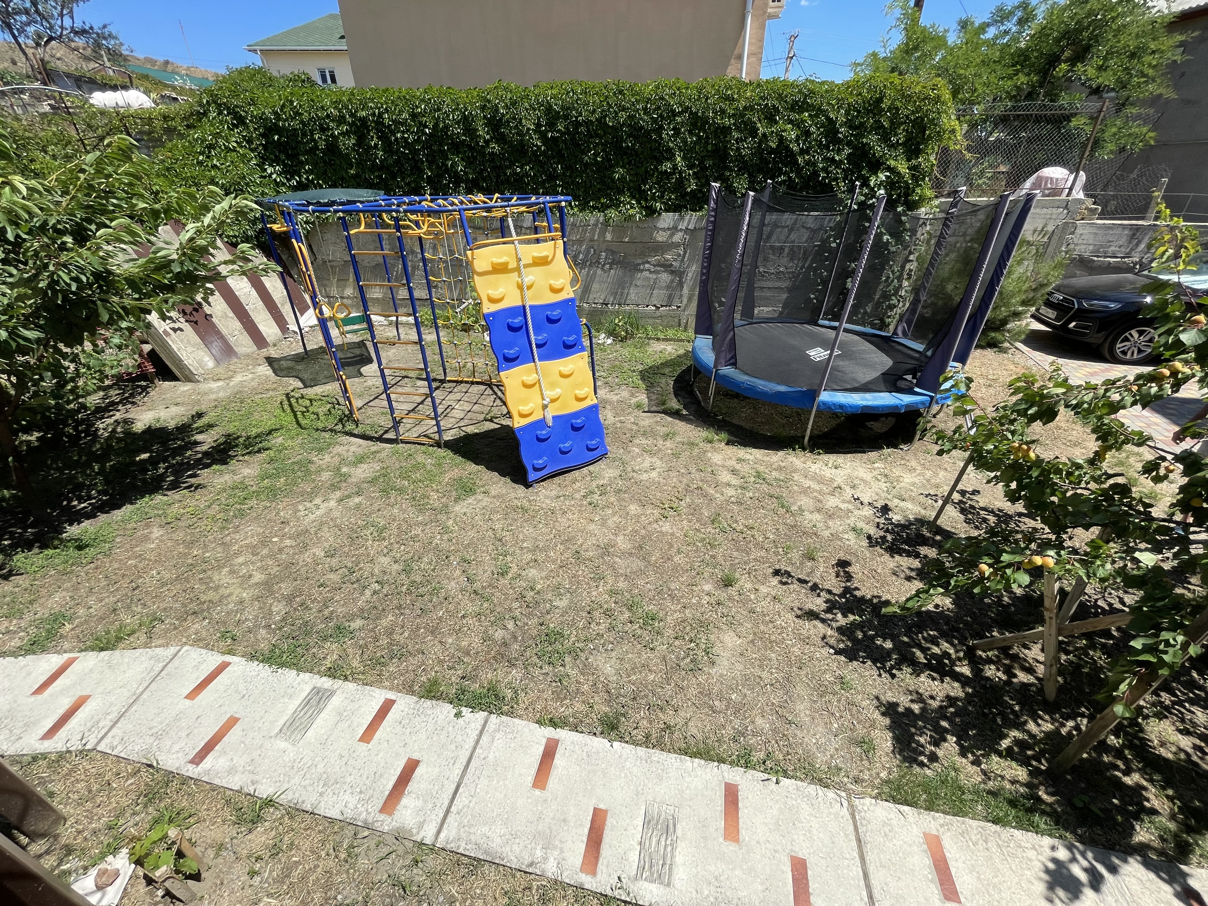 Фото Джанхаус