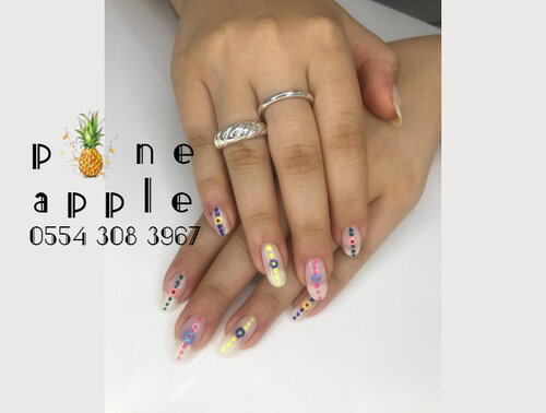 صالون تجميل Pineapple Nail Art ، دنيزلي، صورة