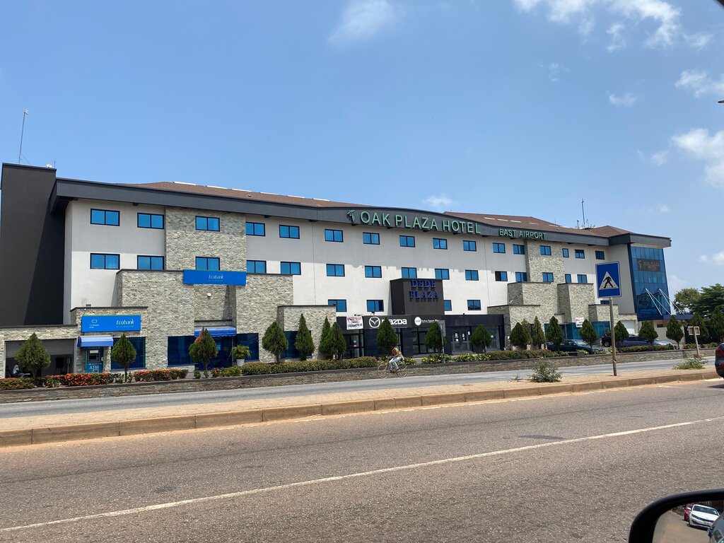 Car dealership Mazda, Accra, photo