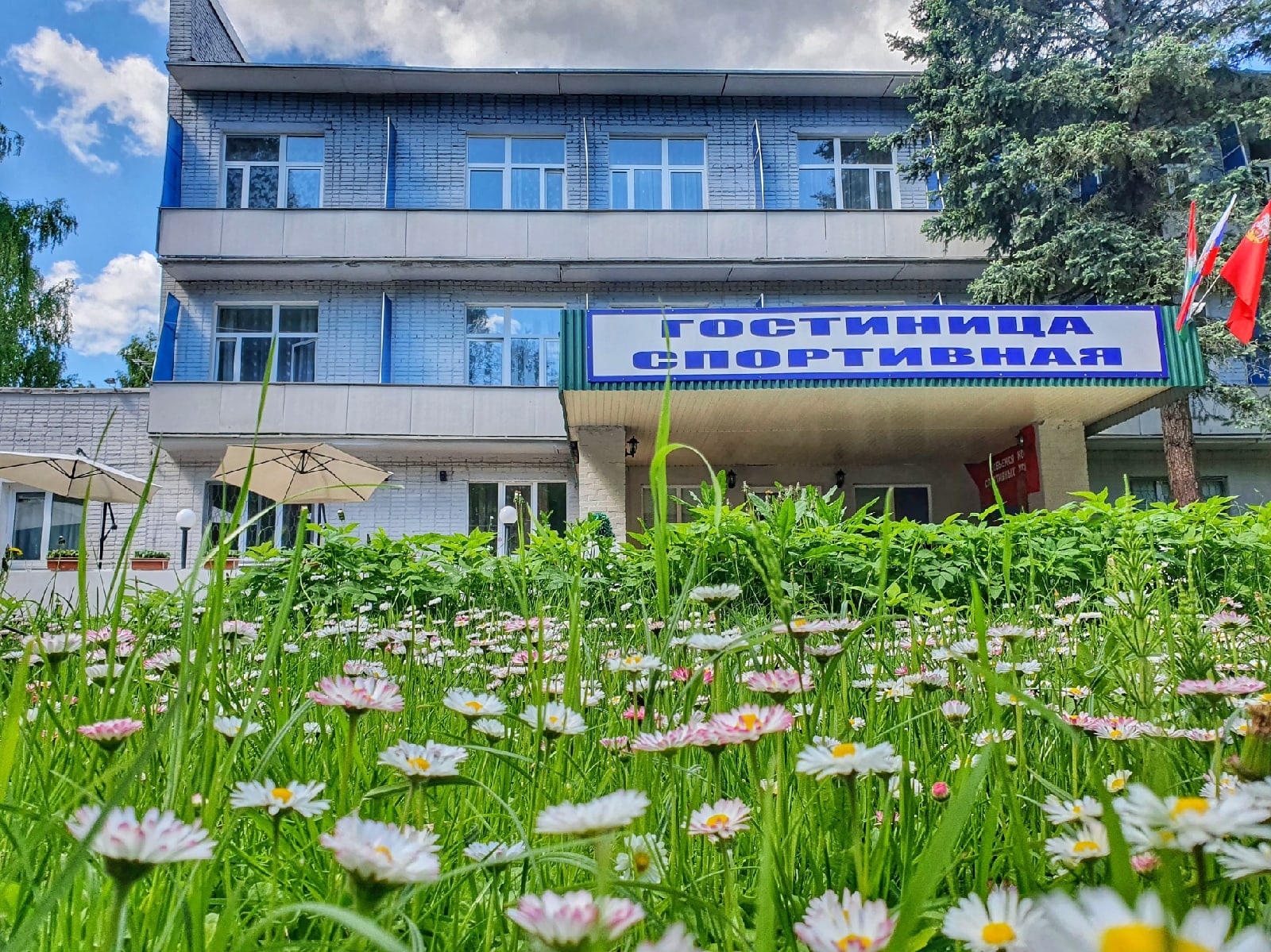 Фото отеля 2