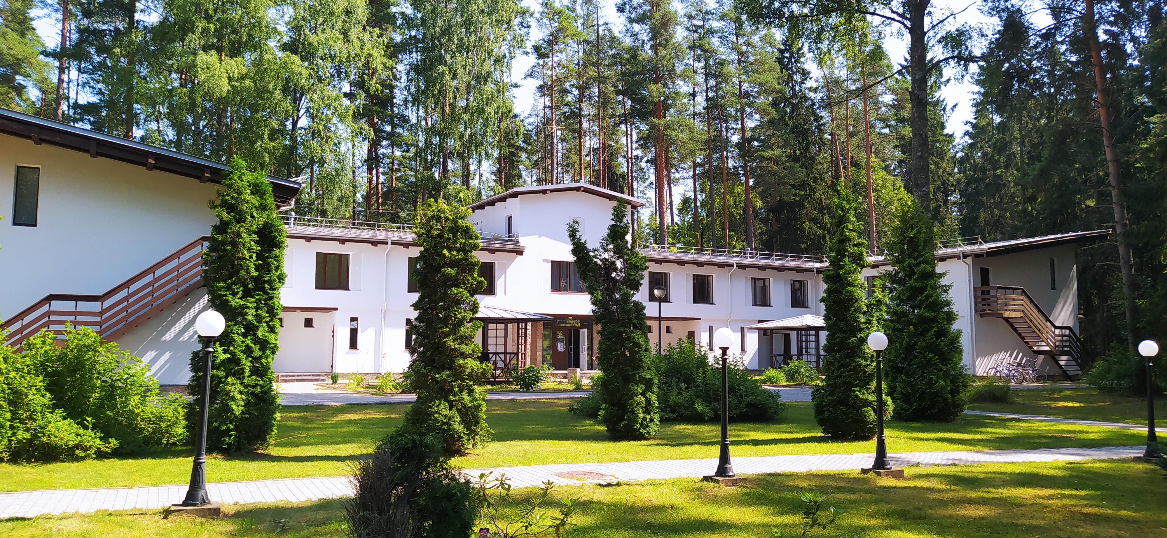 Фото отеля 1