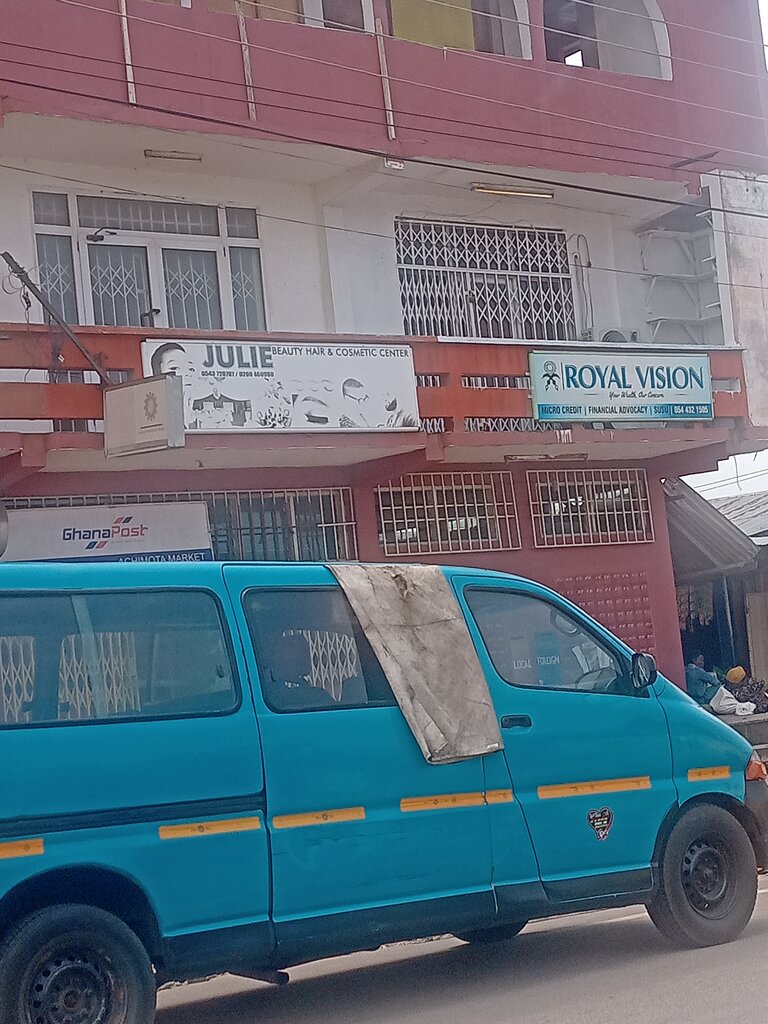 Microfinance institution Royal vision, Accra, photo