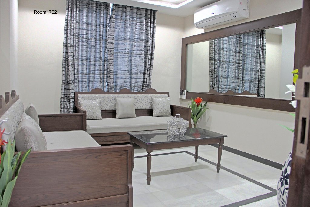 Фото Click White House Residency Vadodara