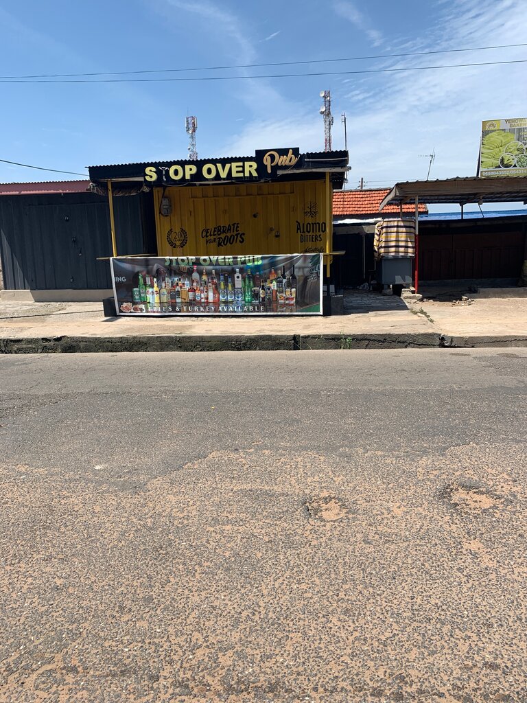 Bar, pub Stop Over Pub, Accra, photo